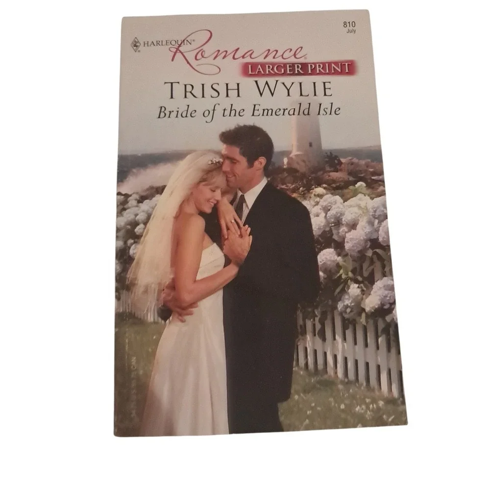 Harlequin Romance Book Lot Large‎ Print